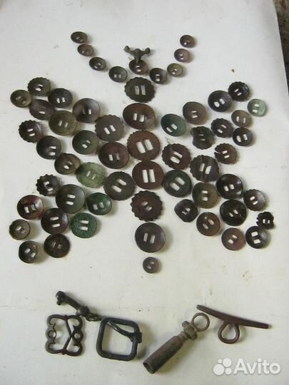 Удила старинные и конская утварь