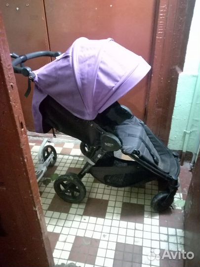 Прогулочная коляска