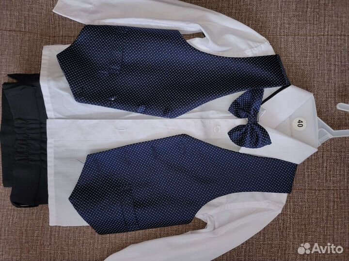 Костюм тройка на мальчика