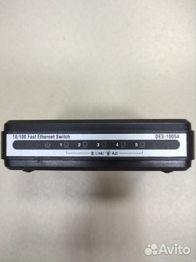Коммутатор D-link DES-1005A