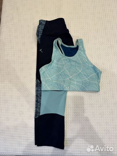 Костюм спортивный