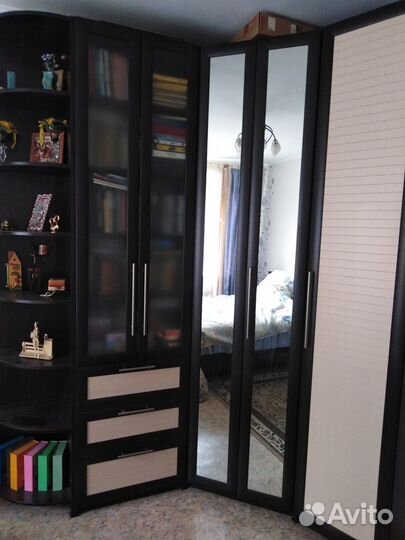 Комплект мебели с угловым шкафом