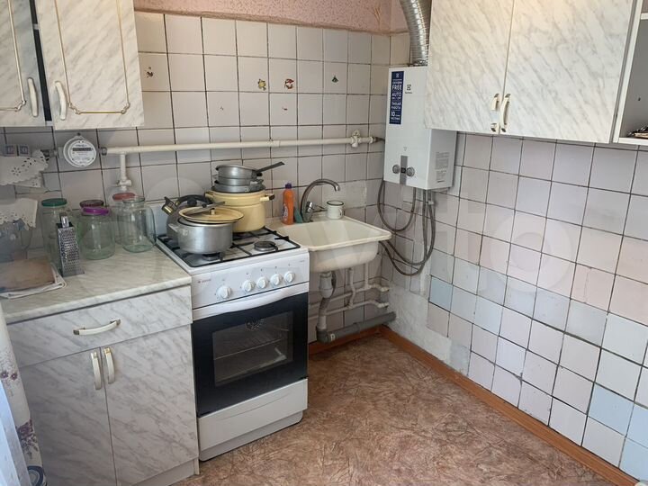 2-к. квартира, 47 м², 1/5 эт.