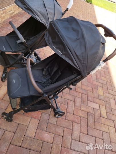 Прогулочная коляска новая