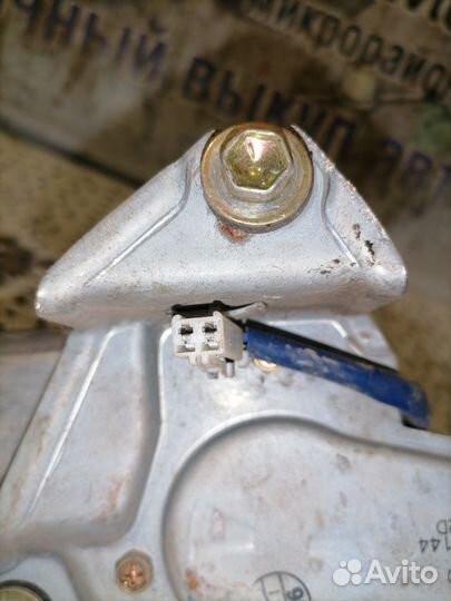 Мотор стеклоочистителя задний Mazda MPV