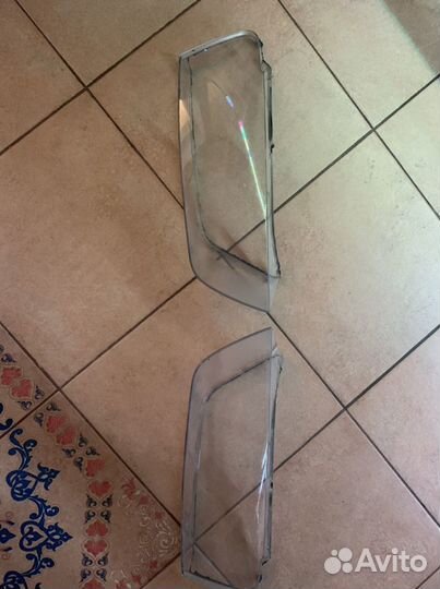 Стекла передних фар audi Q3