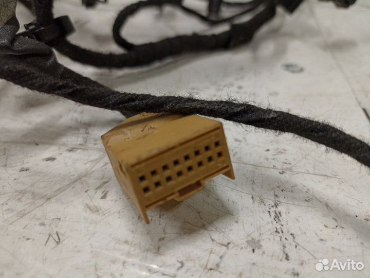 Проводка двери Audi A8 D3 BVJ 2006