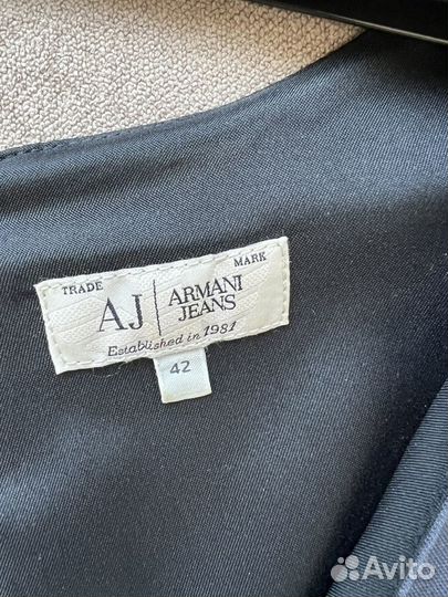 Платье женское armani jeans