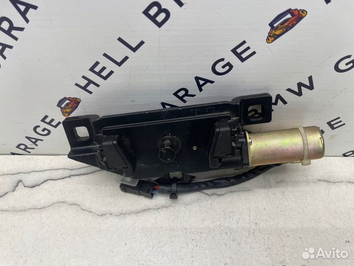 Доводчик багажника Bmw E65 E66