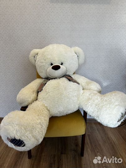 Плюшевый медведь