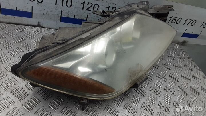 Фара Mazda CX-7 (2006-2012)