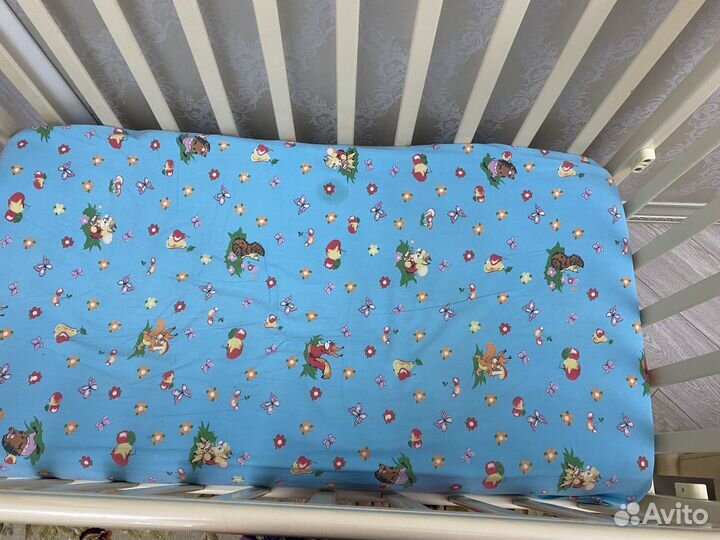 Детская кровать с матрасом