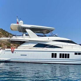 Моторная яхта Fairline Squadron 78 (2015, 900 м/ч)