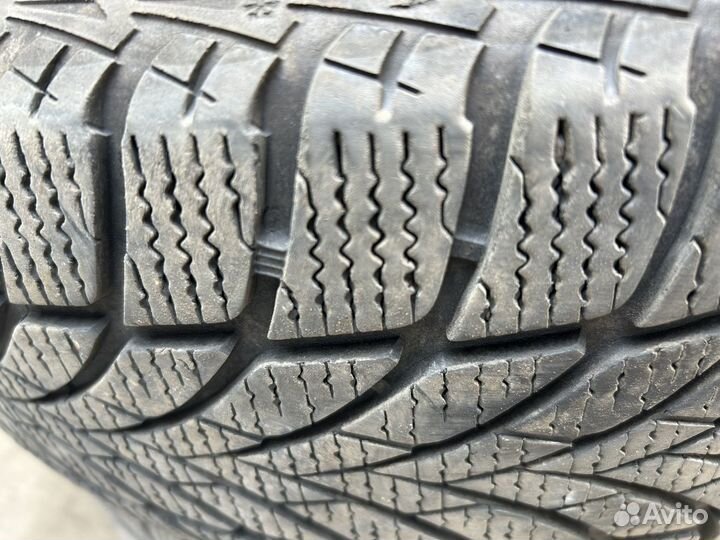 Goodyear UltraGrip Ice 2 205/55 R16