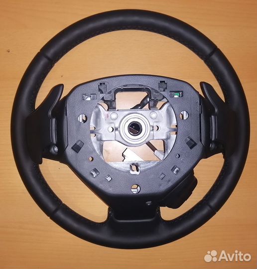 Рулевое колесо Suzuki Vitara IV