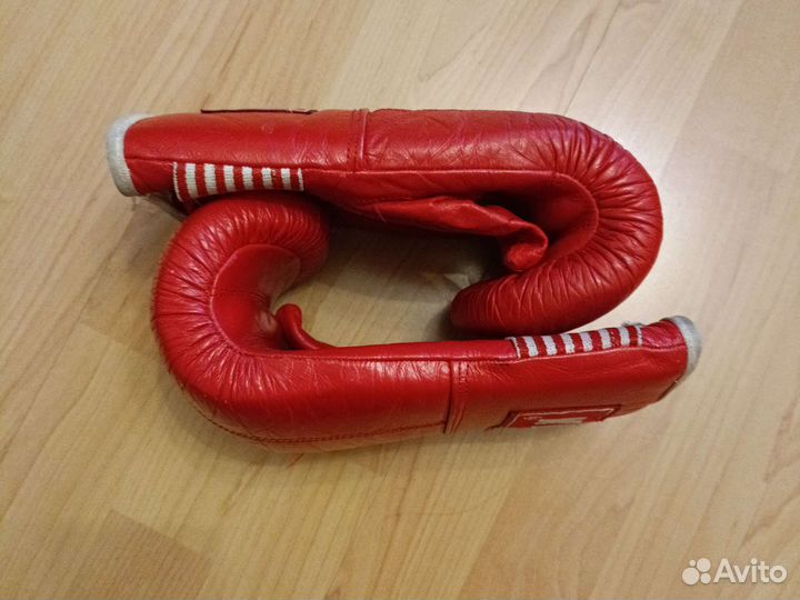 Перчатки для бокса