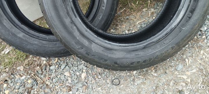 Goodyear EfficientGrip 215/60 R16