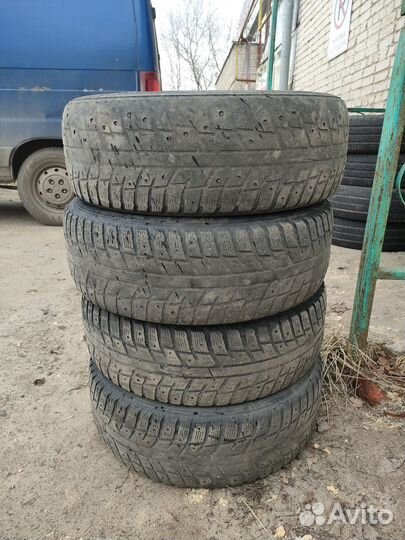 Kumho 722 205/60 R16