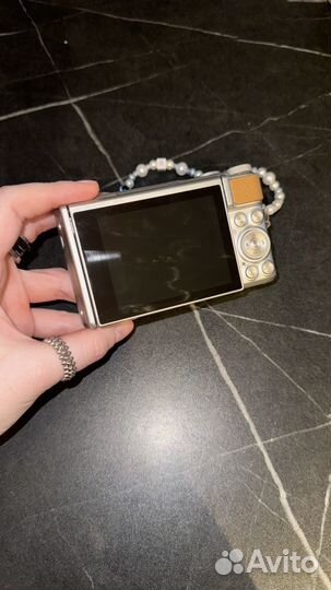 Продаю Canon PowerShot SX740 HS