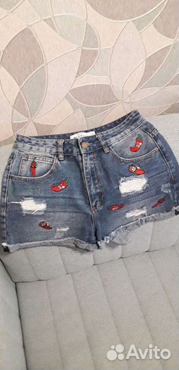 Джинсовые шорты