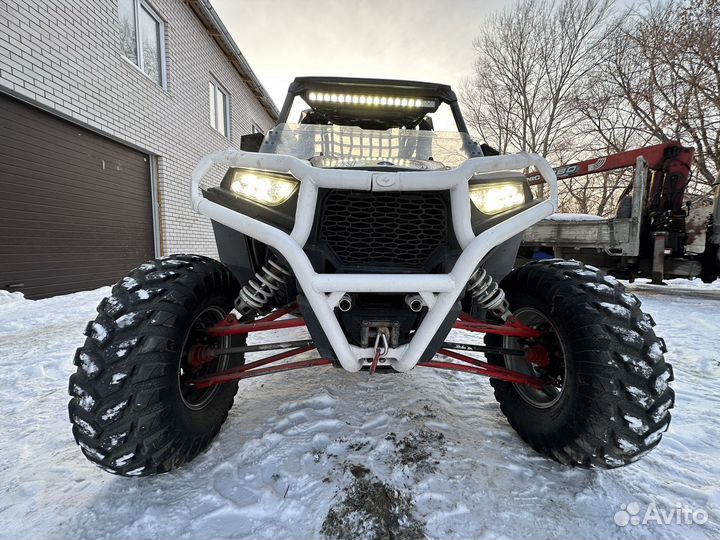 Polaris RZR 1000 XP