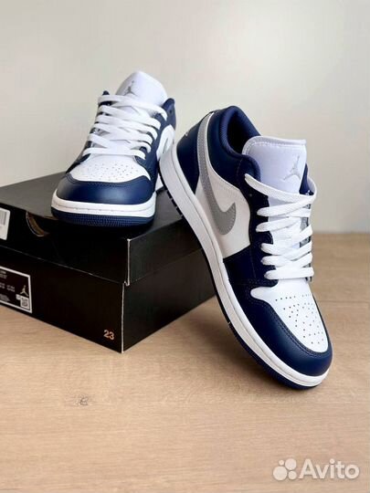 Nike air jordan 1 low