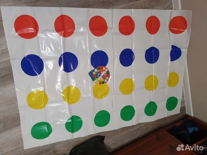 Напольная игра Твистер