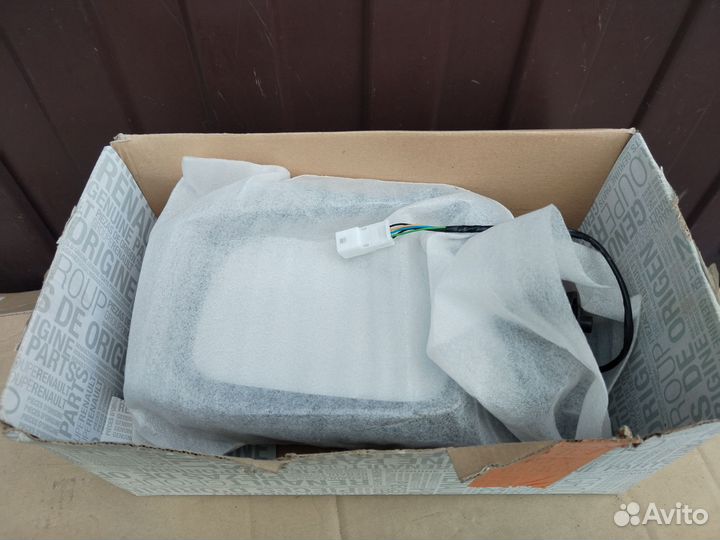 Зеркало левое Renault Logan 1, LADA Largus