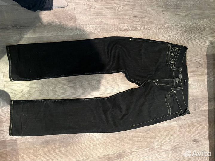 Джинсы true religion
