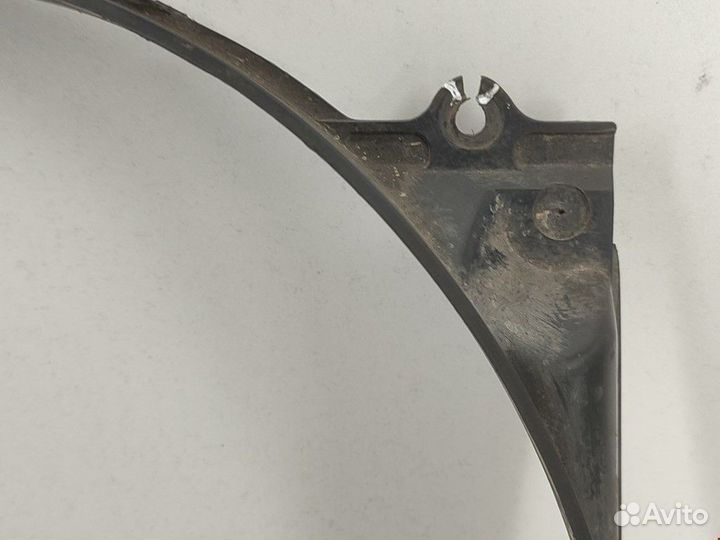 Диффузор вентилятора Suzuki Samurai 2000