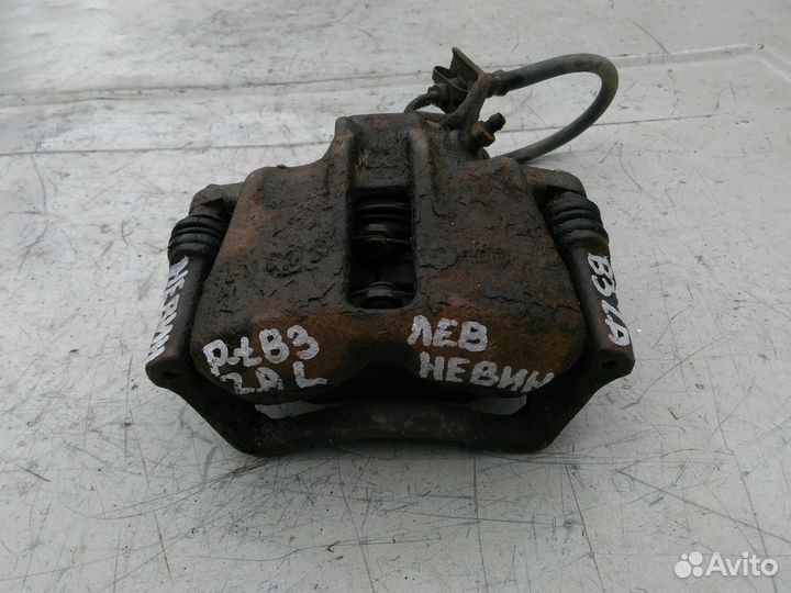 Суппорт передний левый Volkswagen Passat B3