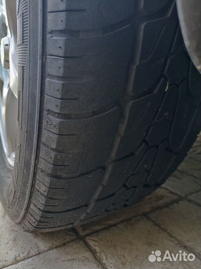 Nexen Roadian HP 235/65 R17