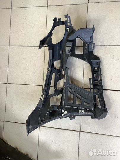 Кронштейн бампера Mercedes C class w205 AMG