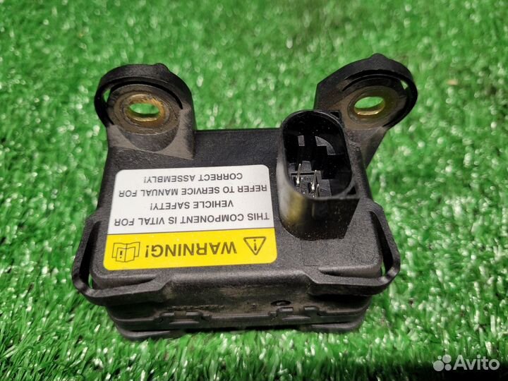 Датчик ускорения Ford Focus