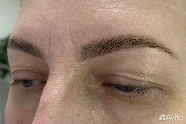 Мастер бровист