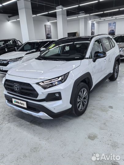 Toyota RAV4 2.0 CVT, 2024, 50 км