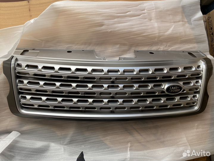 Решетка Радиатора Range Rover 2013-2018