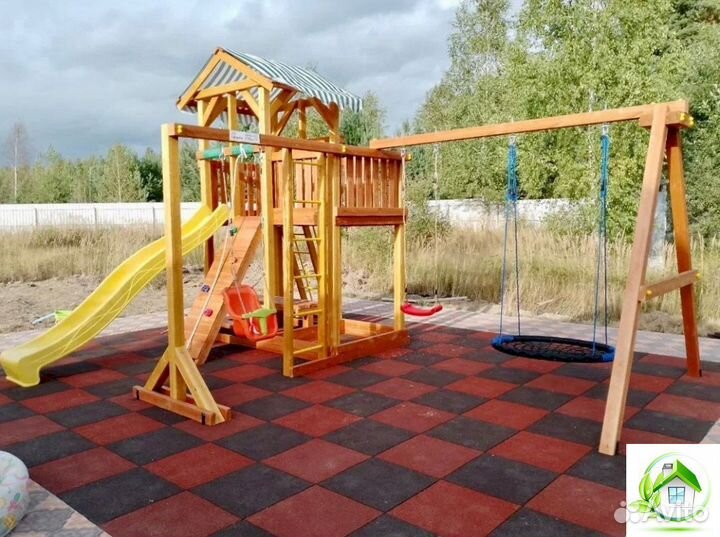 Детская площадка для игры