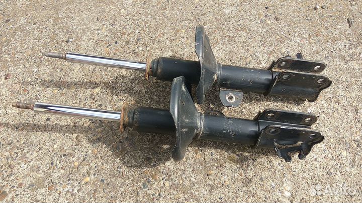 Амортизатор kayaba 339029