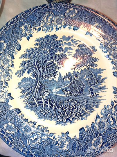 Английский винтажный фаянсовый столовый сервиз