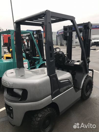 Вилочный погрузчик Nissan PL02, 2009