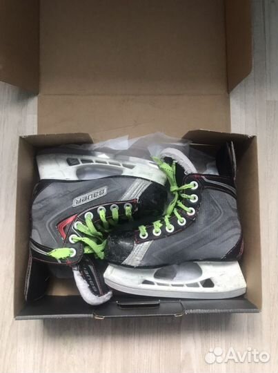 Хоккейные коньки bauer х 30