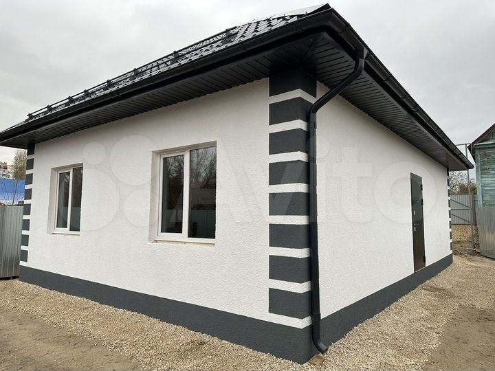 Дом 63 м² на участке 3 сот.