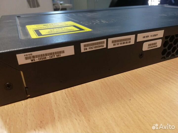 Коммутатор Cisco WS-cе500-24tт