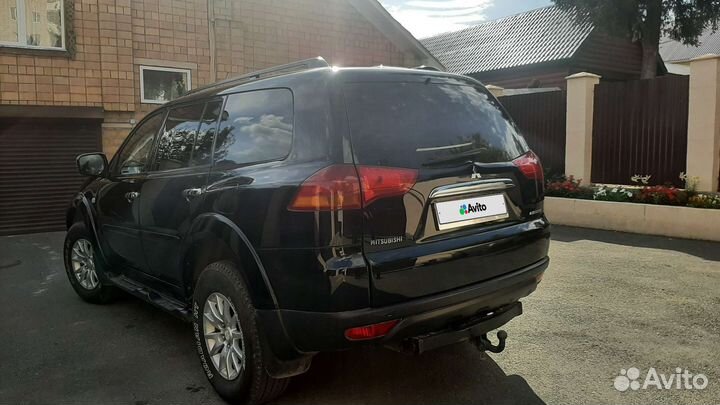 Mitsubishi Pajero Sport 2.5 AT, 2013, 240 000 км