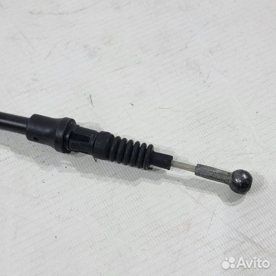 Трос ручника Skoda Octavia A5 правый