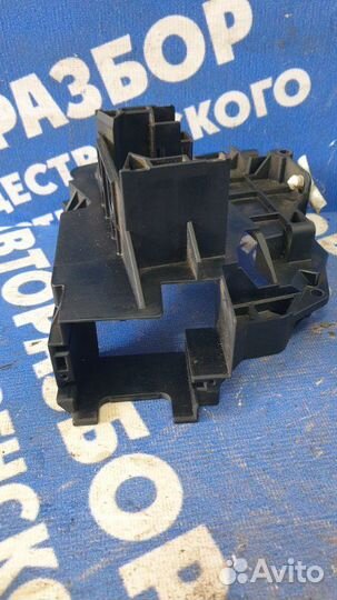 Крепление подрулевых переключателей. Ford Transit