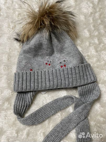 Шапки новые из шерсти и кашемира