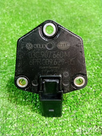 Датчик уровня масла Volkswagen Golf 6 cbzb (1.2T)