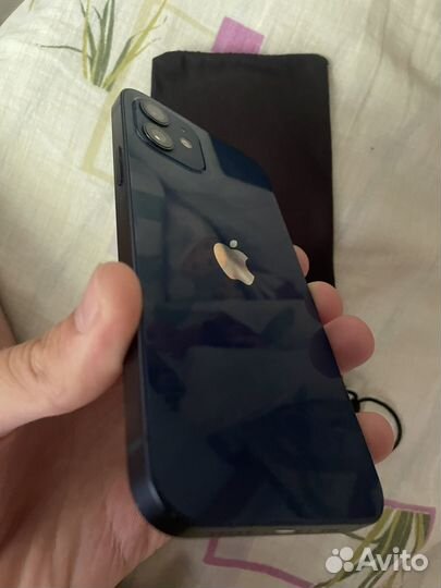 iPhone 12, 64 ГБ